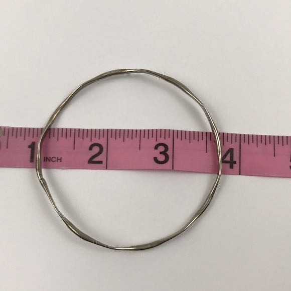Vintage Simple Silver Bangle Bracelet - Picture 6 of 6